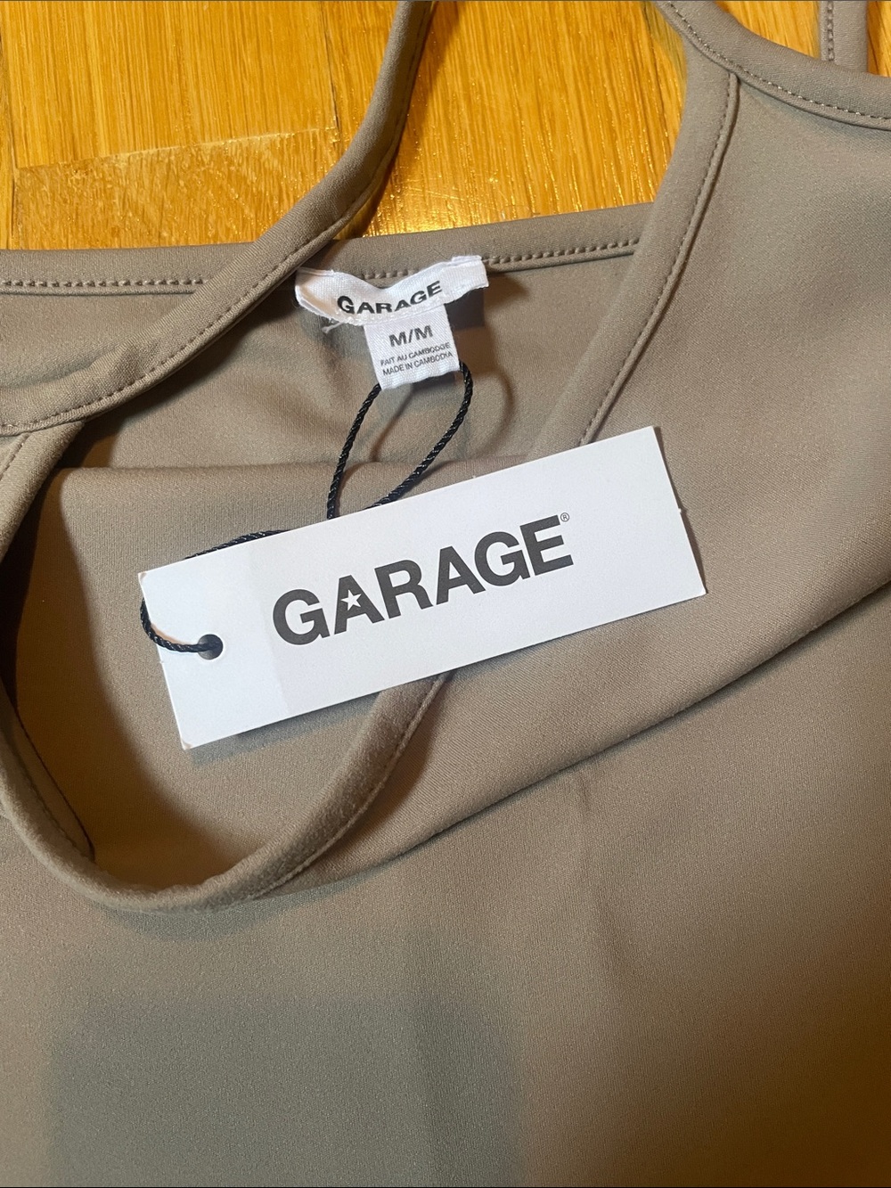 NWT New with Tags GARAGE Women’s Sleek Scoop Cami Top Toasted Taupe - Picture 2 of 2